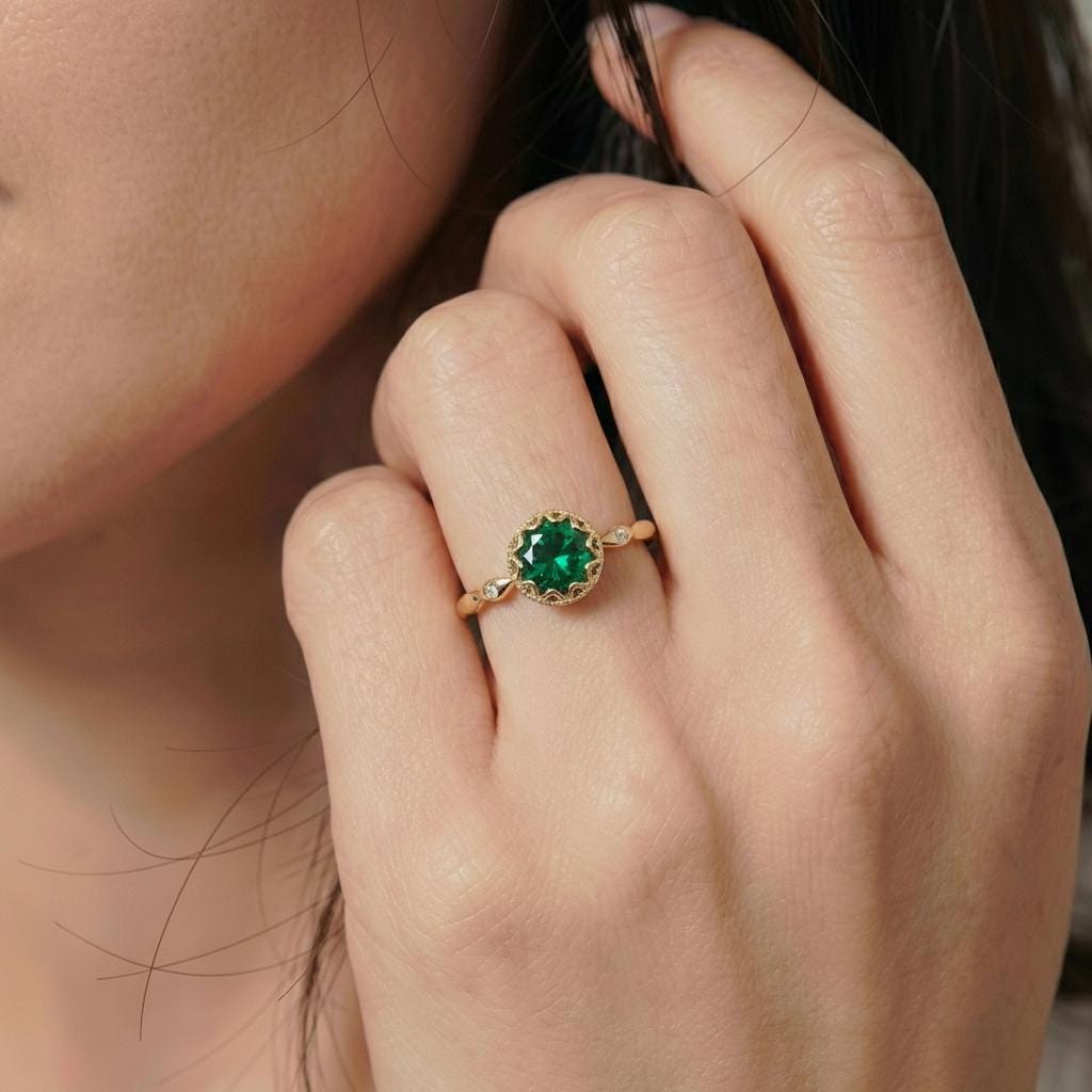 1ct - 2ct Emerald Ring, Vintage Round Cut Emerald Ring, Antique Wedding Women's Ring, Art Deco Engagement Ring, May Birthstone Ring