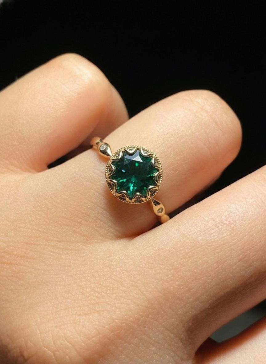 1ct - 2ct Emerald Ring, Vintage Round Cut Emerald Ring, Antique Wedding Women's Ring, Art Deco Engagement Ring, May Birthstone Ring