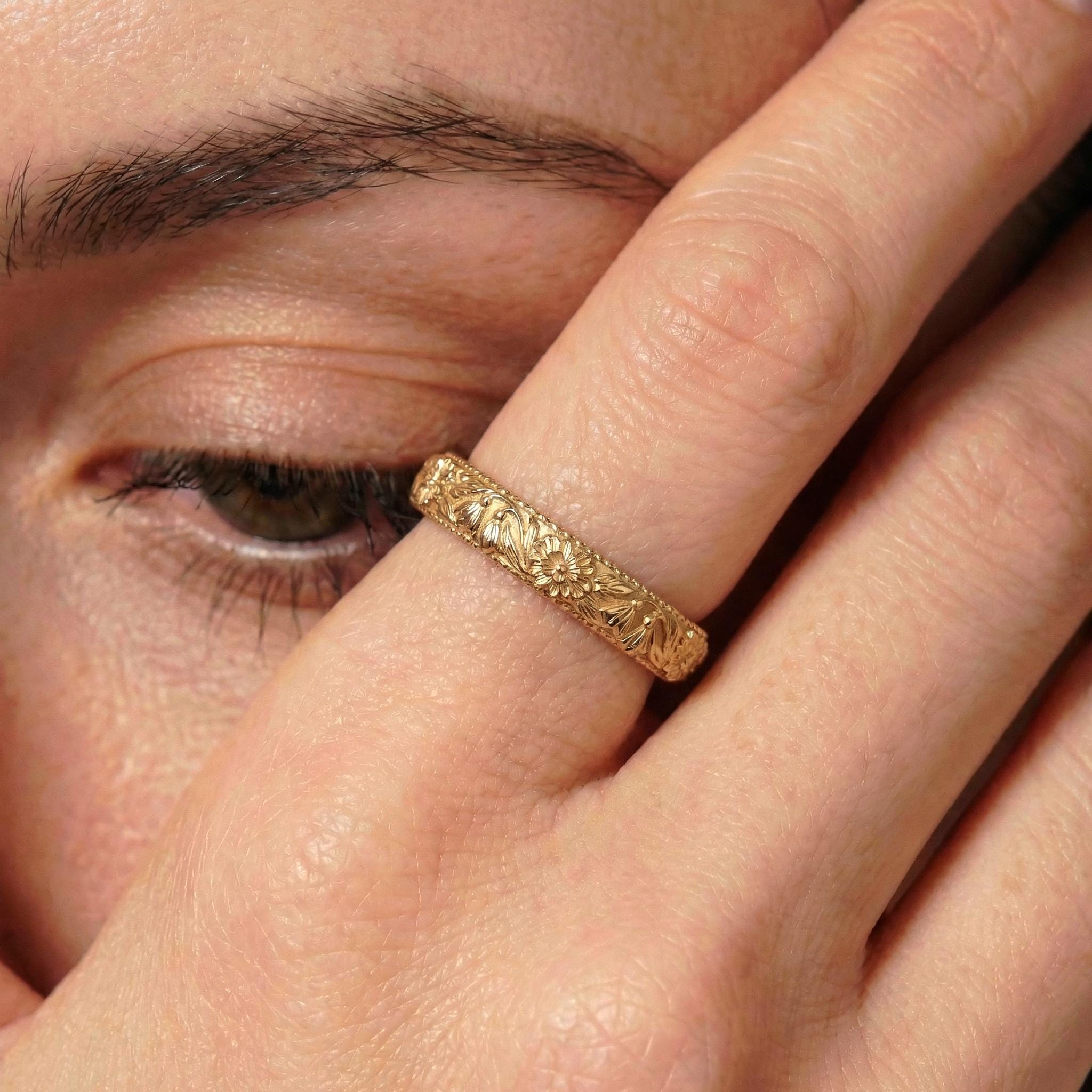 Carnation & Snowdrop Floral Wedding Band, Unique Flower 10K/14K/18K Plain Gold Antique Ring, January Birth Flower Band