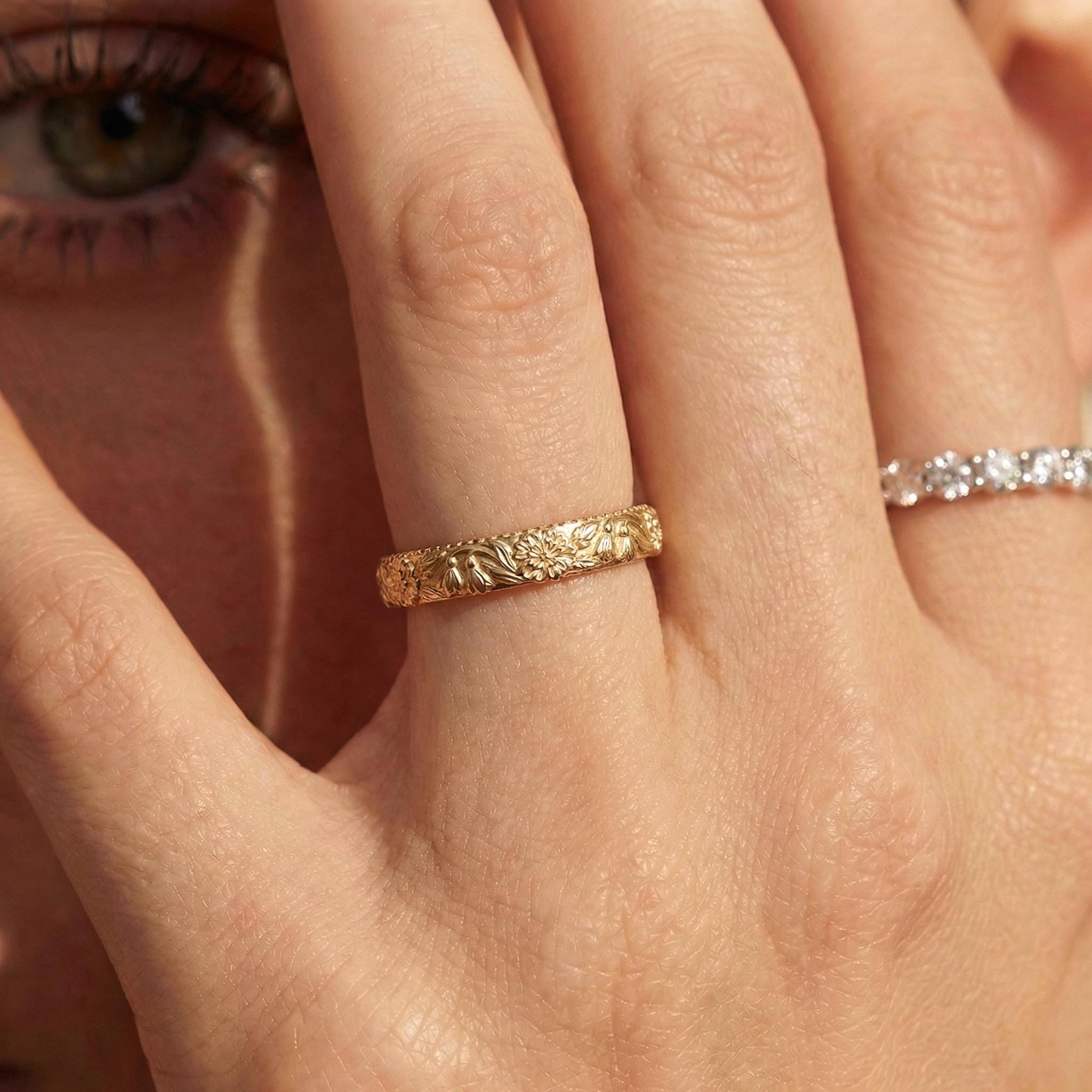 Carnation & Snowdrop Floral Wedding Band, Unique Flower 10K/14K/18K Plain Gold Antique Ring, January Birth Flower Band