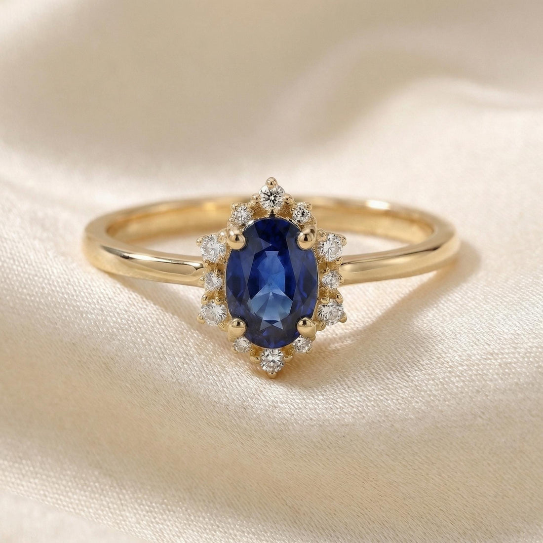0.60ct Sapphire Engagement Ring Set, 18K Solid Gold Vintage Halo Wedding Ring for Women, Oval Bridal Set, September Birthstone
