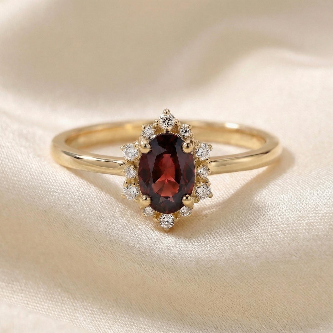 0.60ct Garnet Engagement Ring Set, 18K Solid Gold Vintage Halo Wedding Ring for Women, Oval Bridal Set January Birthstone