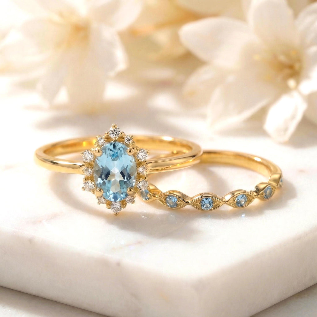 0.60ct Aquamarine Engagement Ring Set, 18K Solid Gold Vintage Halo Wedding Ring for Women, Oval Bridal Set March Birthstone