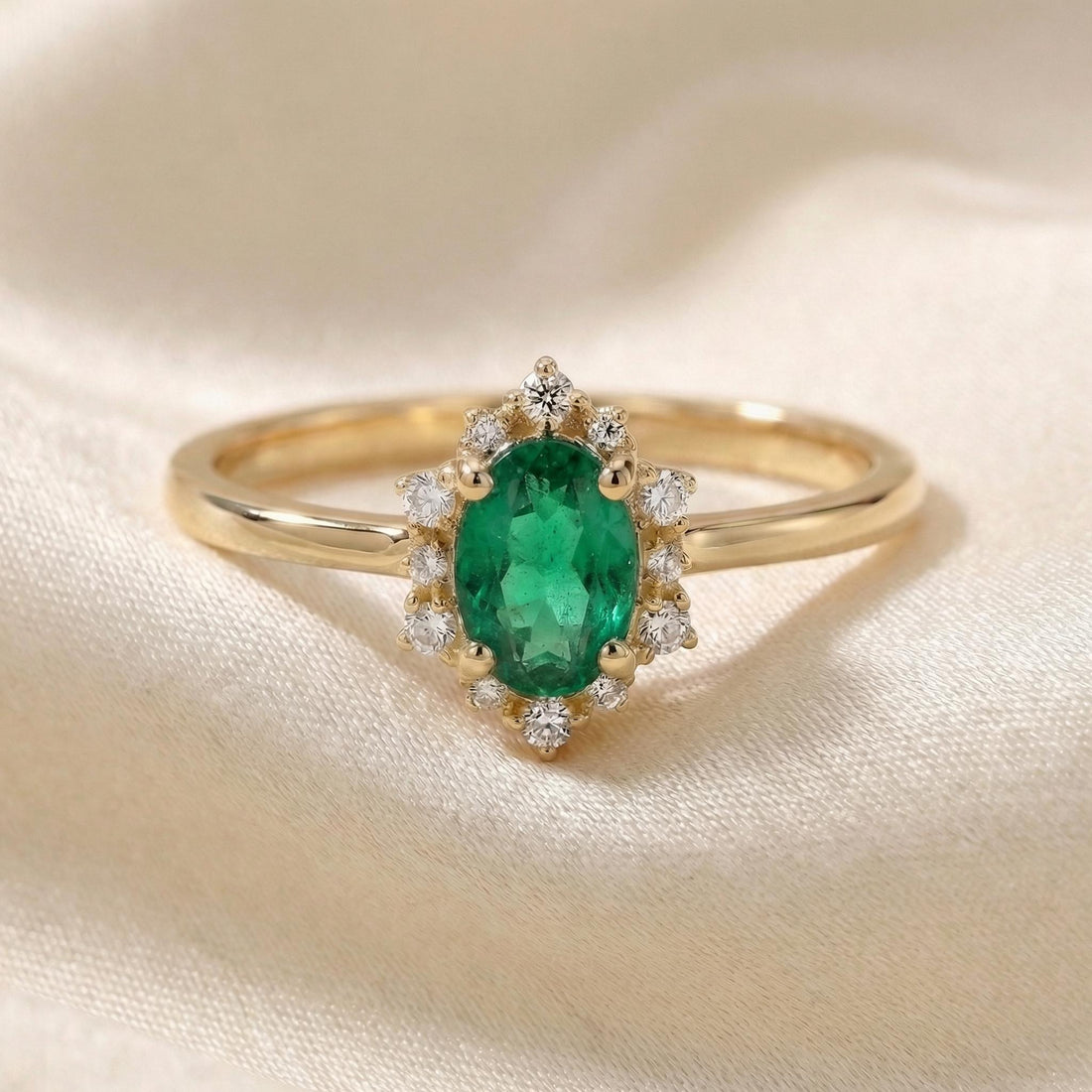 Oval Emerald Halo Engagement Ring Set, May Birthstone Bridal Set, Vintage Gold Wedding Ring, Anniversary Gift for Her