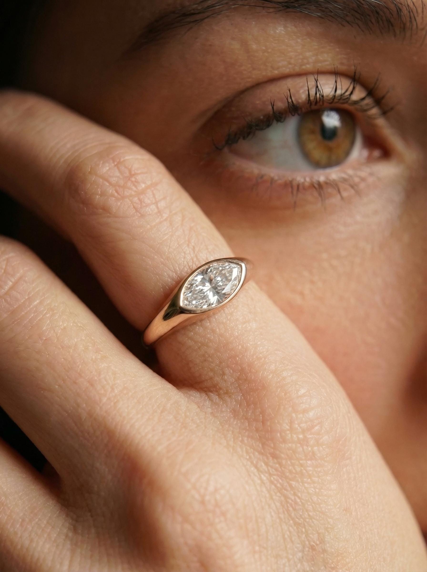 1.5ct Marquise Bezel Moissanite Ring, 14K Solid Gold Signet Engagement Ring, Minimalist Pinky Promise Gift, Unique Solitaire Gold Ring