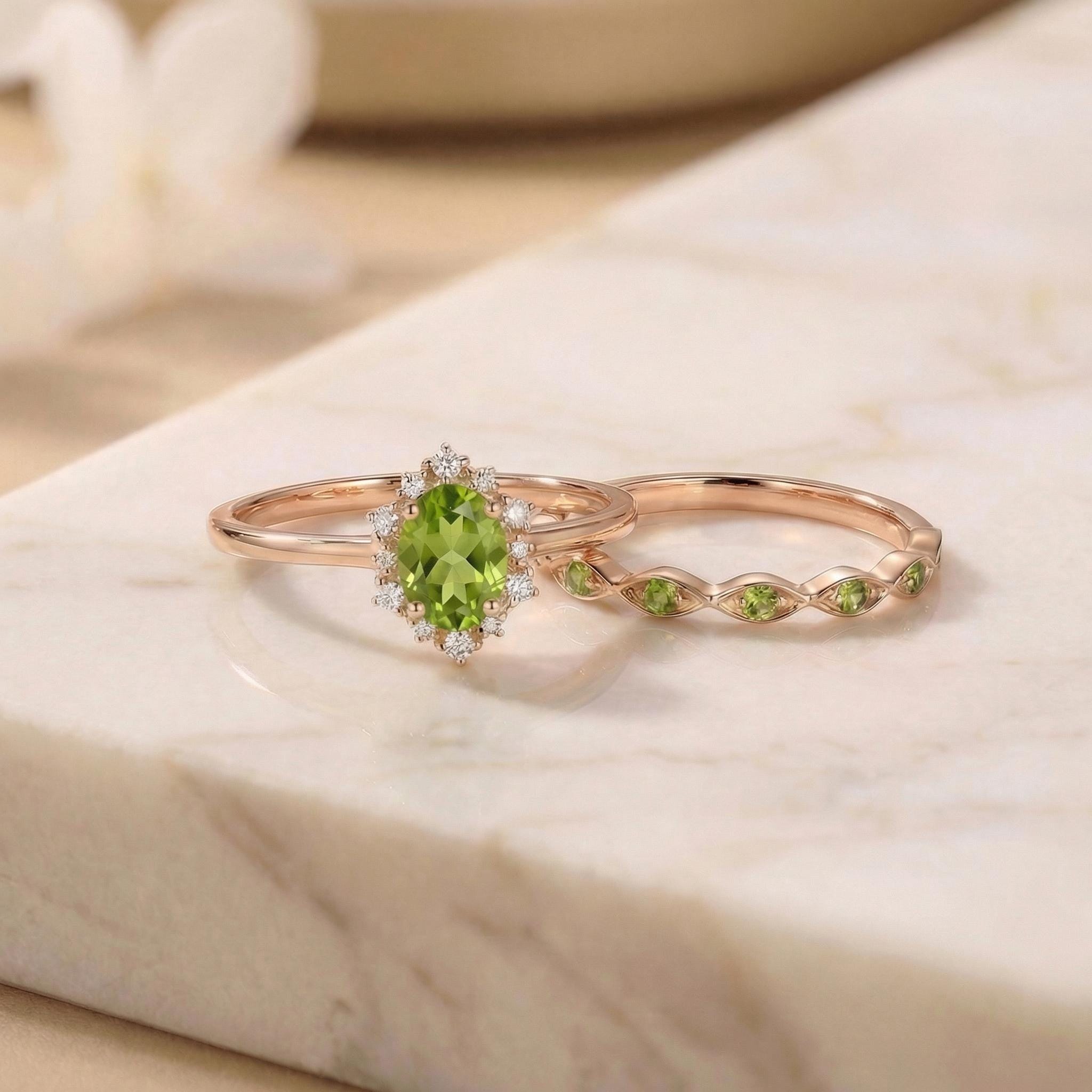 0.60ct Peridot Engagement Ring Set, 18K Solid Gold Vintage Halo Wedding Ring for Women, Oval Bridal Set August Birthstone