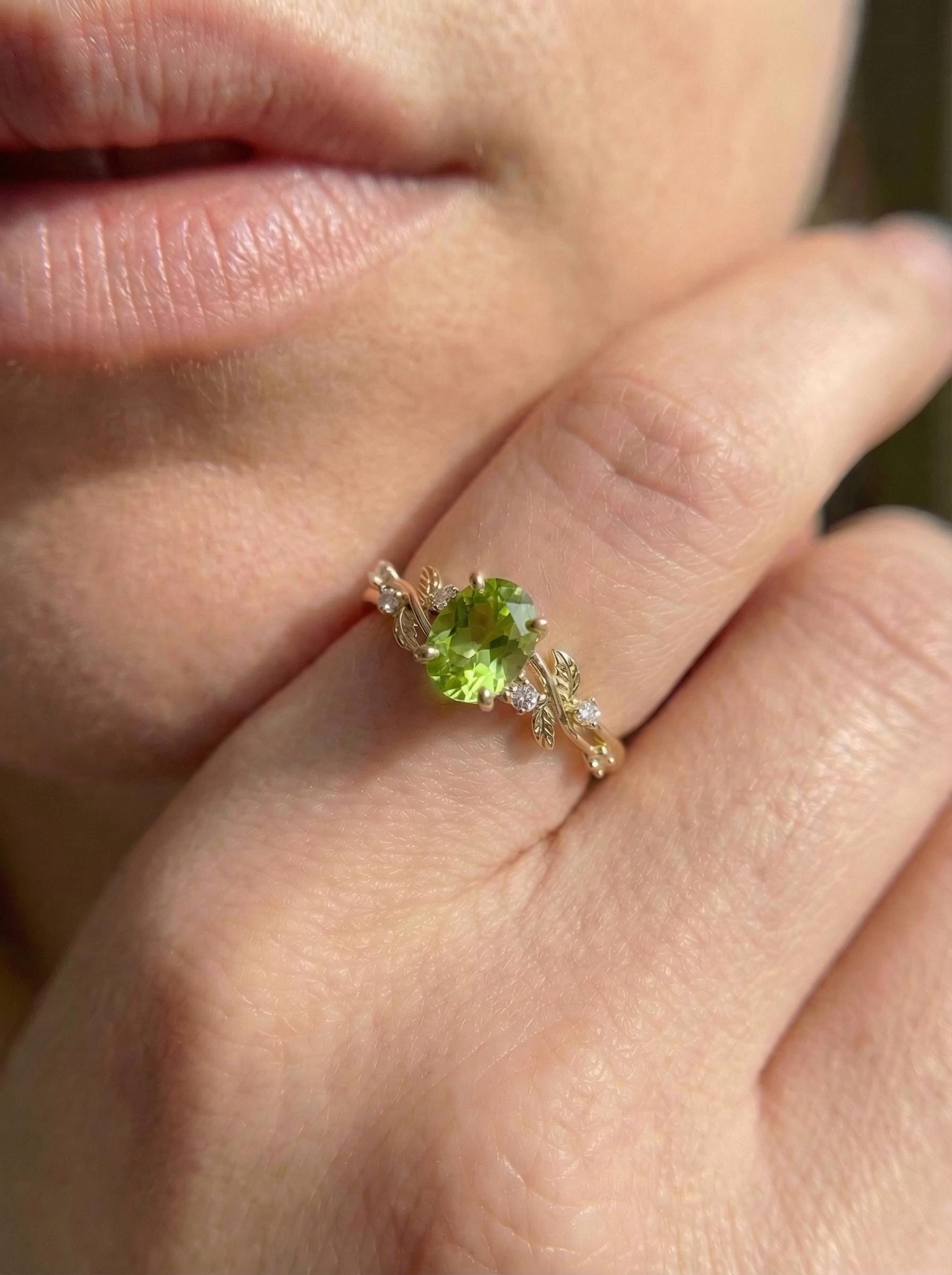 Nature Inspired Leaf Branch Peridot Ring – Gift for Mom – Leaf Branch Peridot Ring