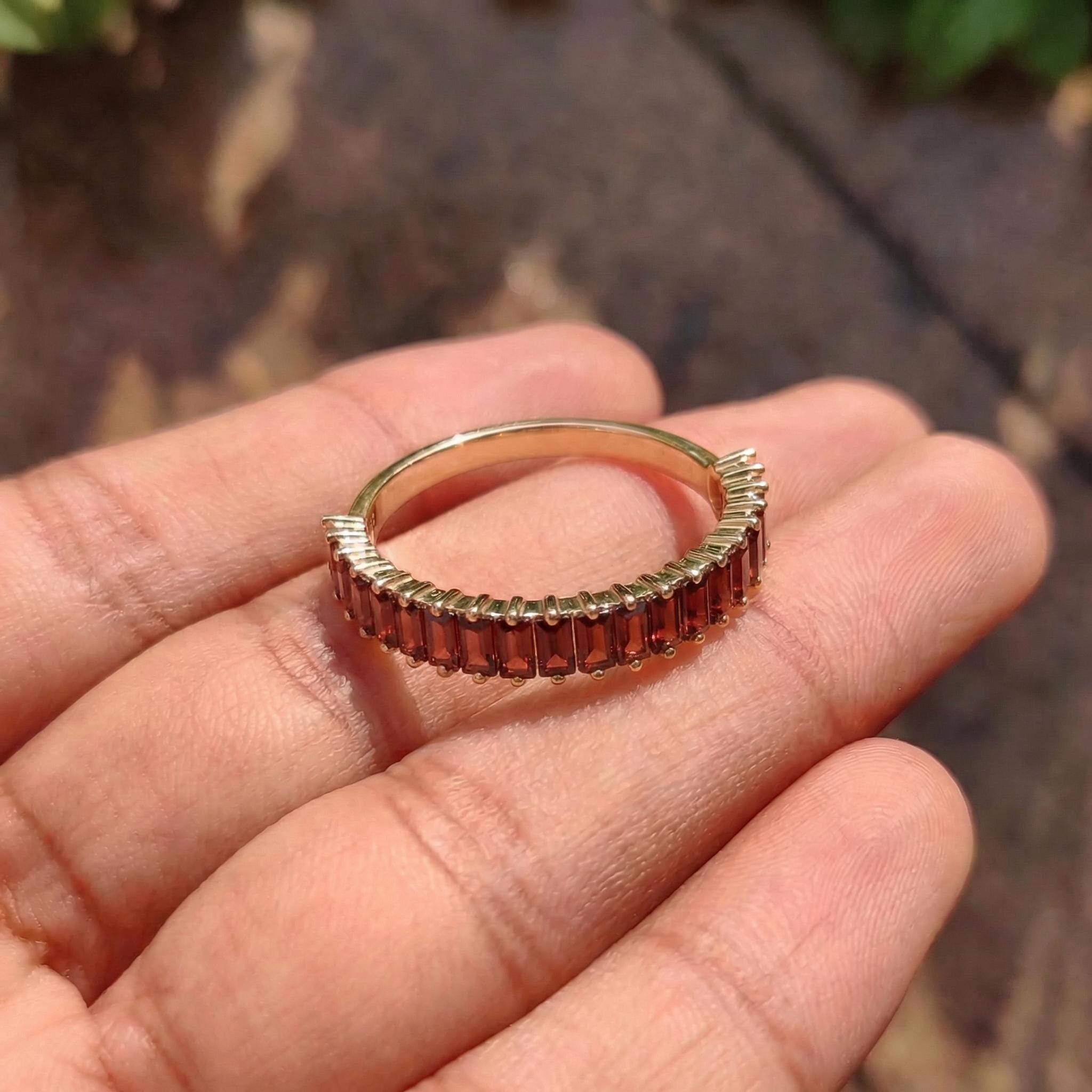 Baguette Garnet Wedding Band, 18K Gold Stackable Ring, Promise Ring Gift for Women, January Birthstone