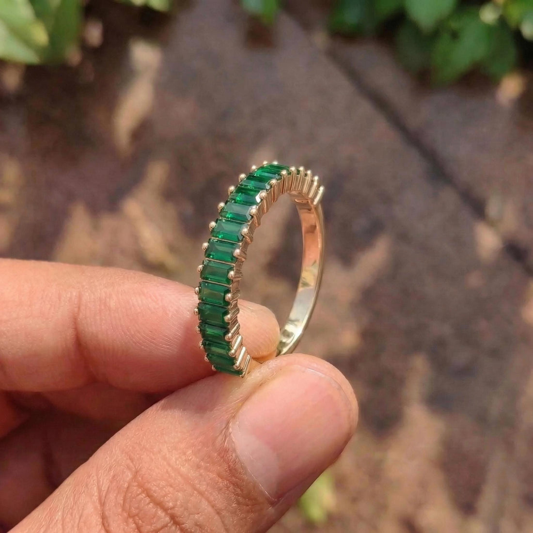Baguette Emerald Wedding Band, 18K Gold Stackable Ring, Promise Ring Gift for Women, May Birthstone