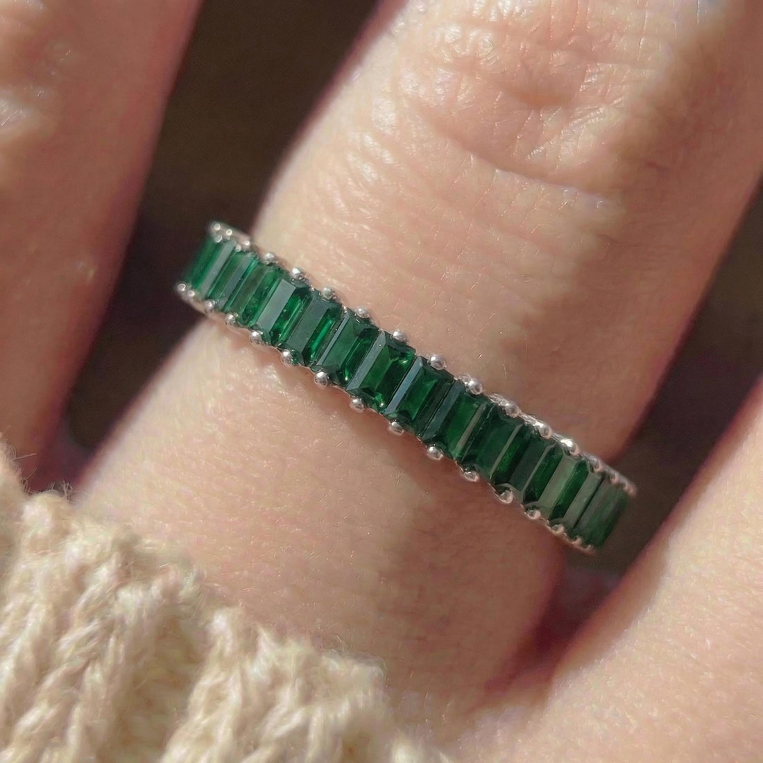 Baguette Emerald Wedding Band, 18K Gold Stackable Ring, Promise Ring Gift for Women, May Birthstone