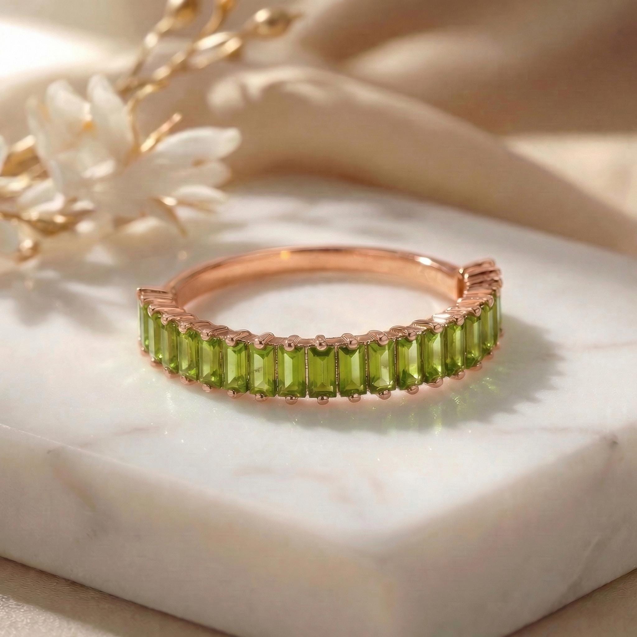 Baguette Peridot Wedding Band, 18K Gold Stackable Ring, Promise Ring Gift for Women, January Birthstone