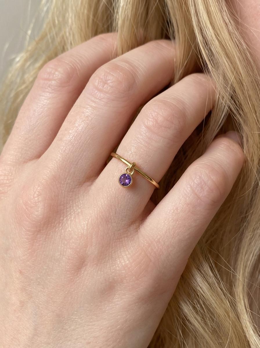 Amethyst Charm Ring Dainty Purple Gemstone Ring Minimalist Bezel Amethyst Ring February Birthstone Ring Delicate Gold Stackable Ring Gift