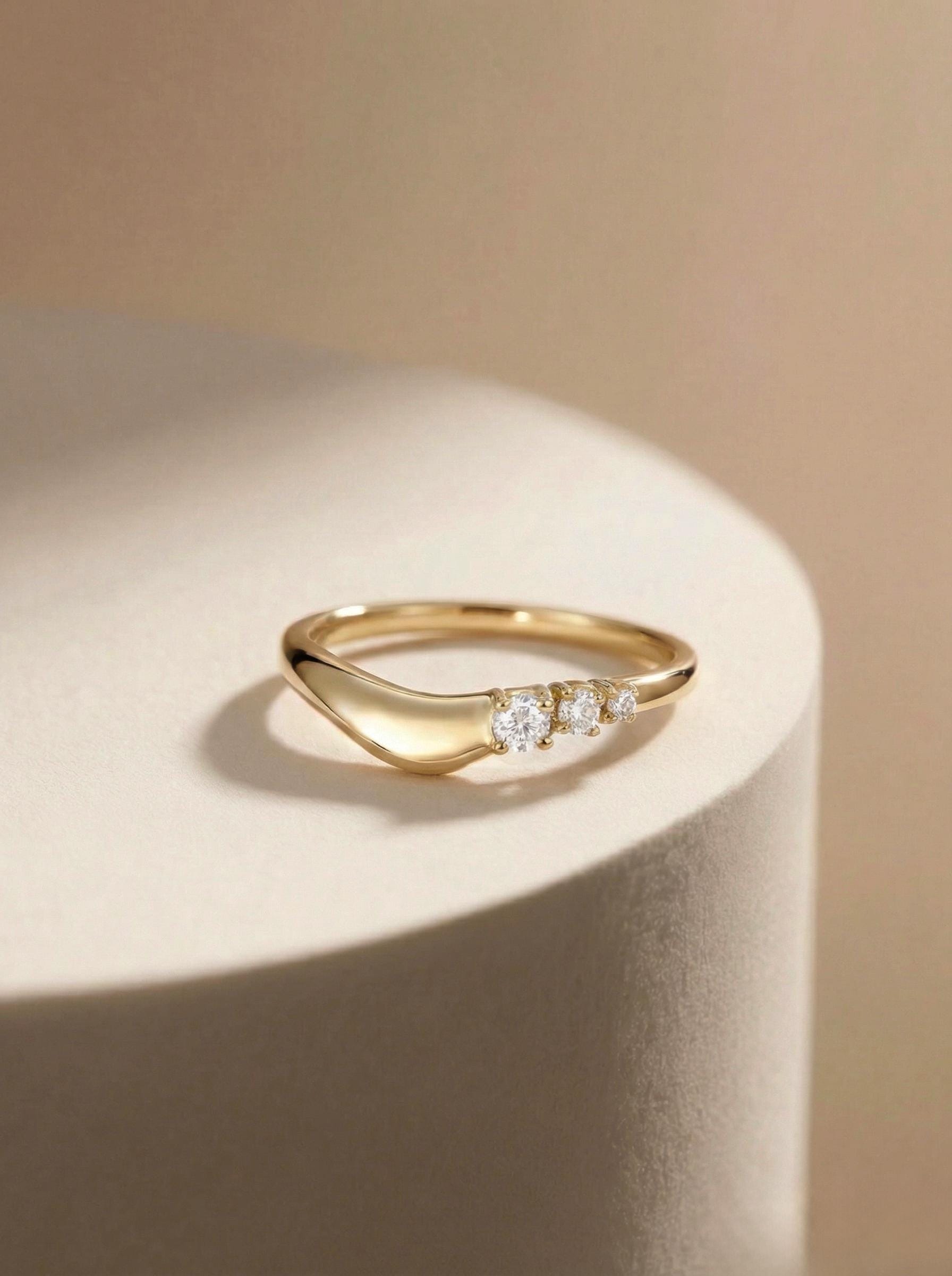 Unique Moissanite Curved Wedding Band, Solid Gold Round Cut Stacking Ring, Personalized Matching Eve Ring for Women, Minimalist Jewelry