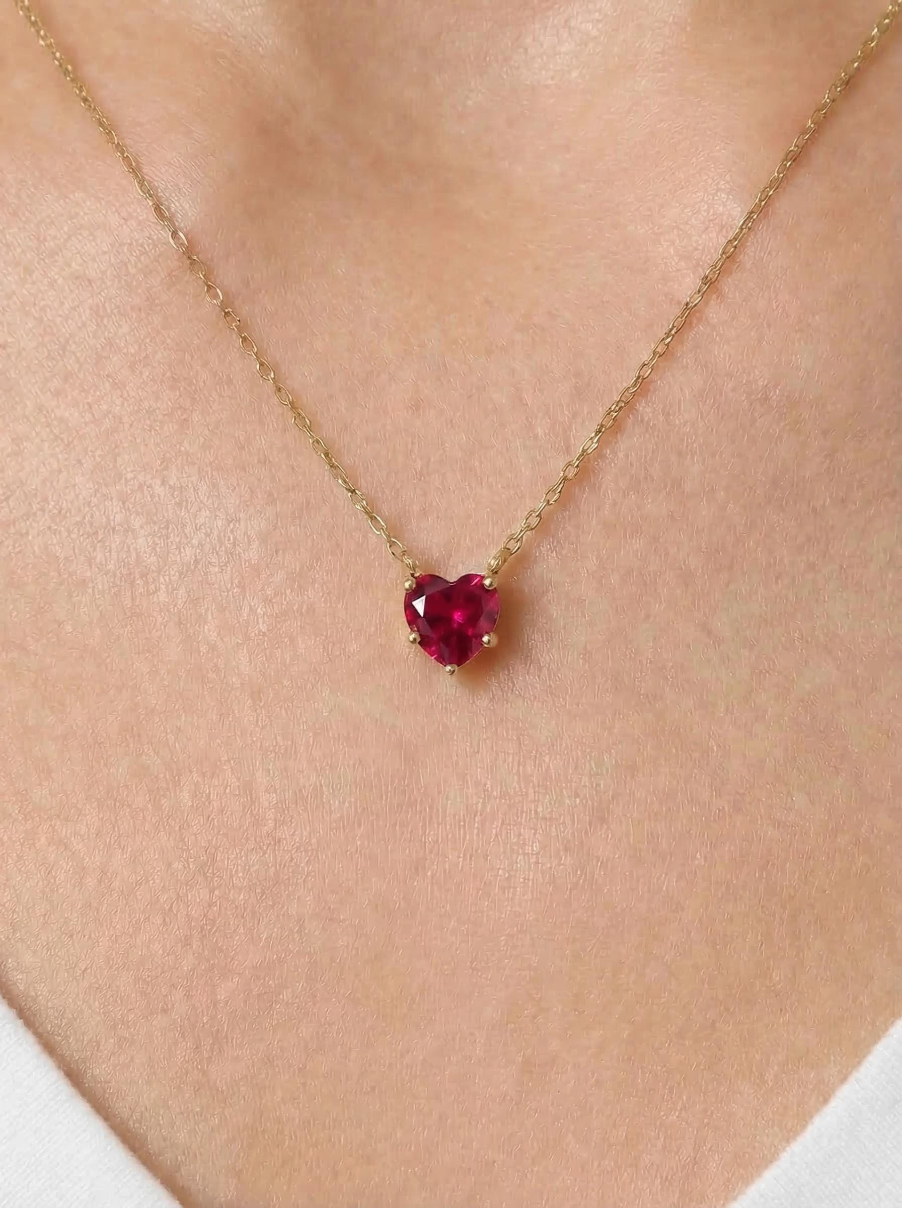 Dainty Gold Heart Garnet Necklace | Delicate Red Gemstone Pendant | January Birthstone Jewelry | Minimalist Love Gift for Her, Anniversary