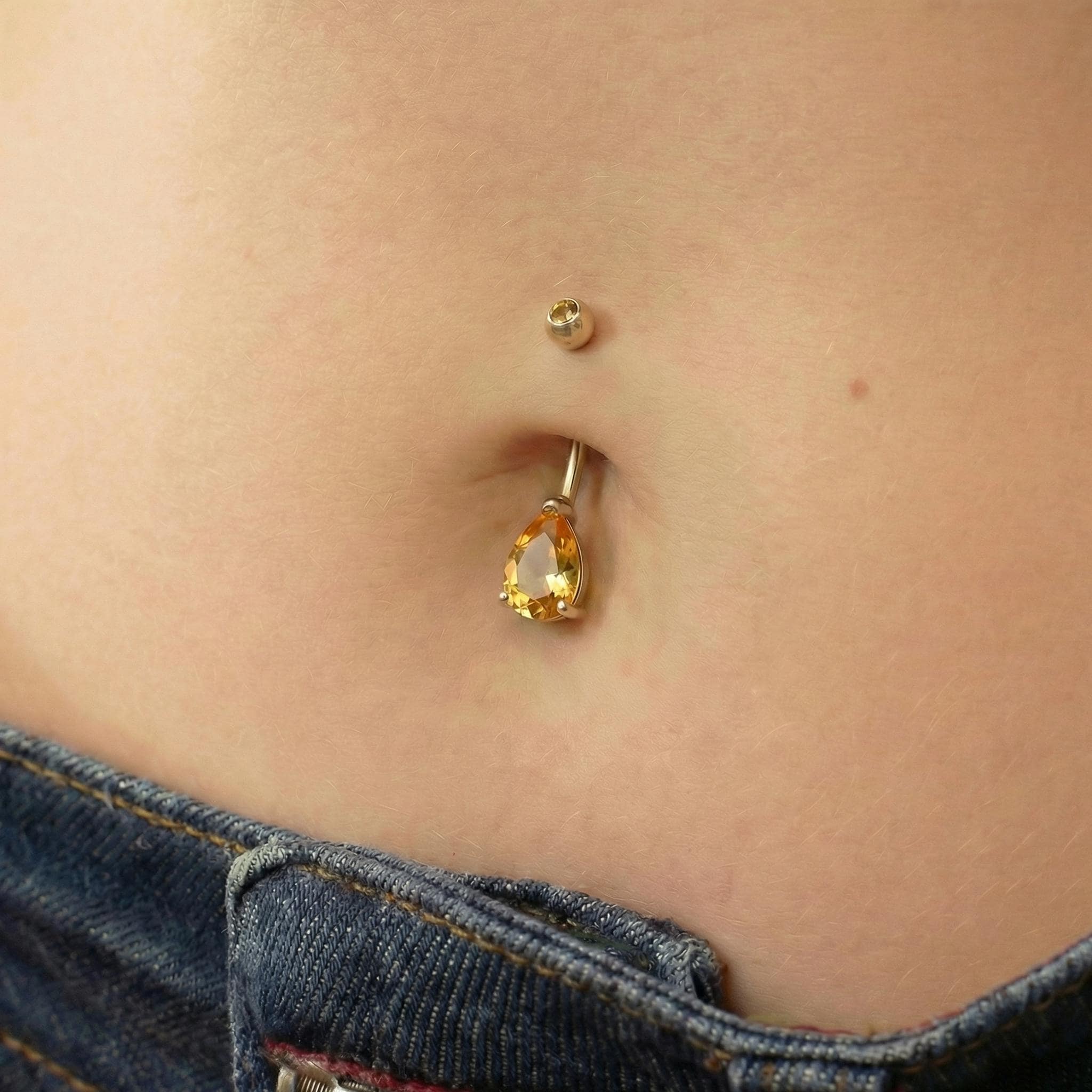 Elegant Gold Teardrop Citrine Navel Ring | Dainty Dangle Belly Button Piercing | Sparkling Gemstone Body Jewelry Gift