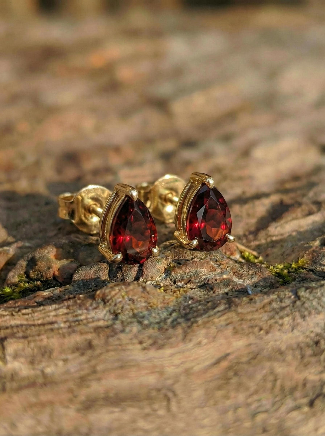 Teardrop Garnet Stud Earrings, Pear Cut Minimalist January Birthstone Jewelry, Dainty Red Gemstone Earring Gift for Her