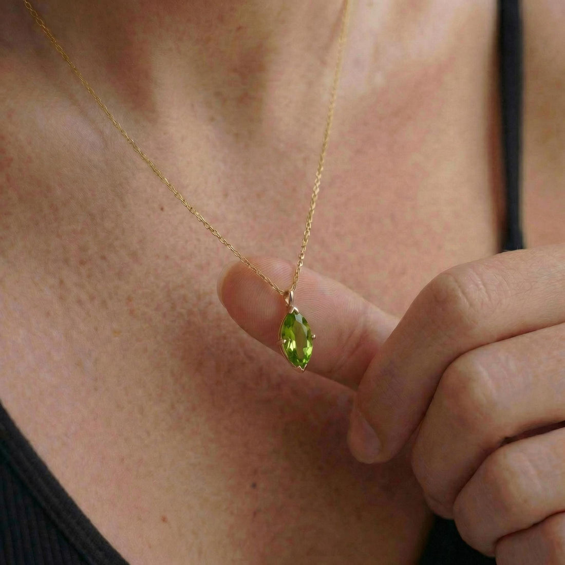 Elegant Peridot Marquise Necklace | 14K Gold Dainty Chain | Minimalist August Birthstone Gift | Everyday Fine Jewelry