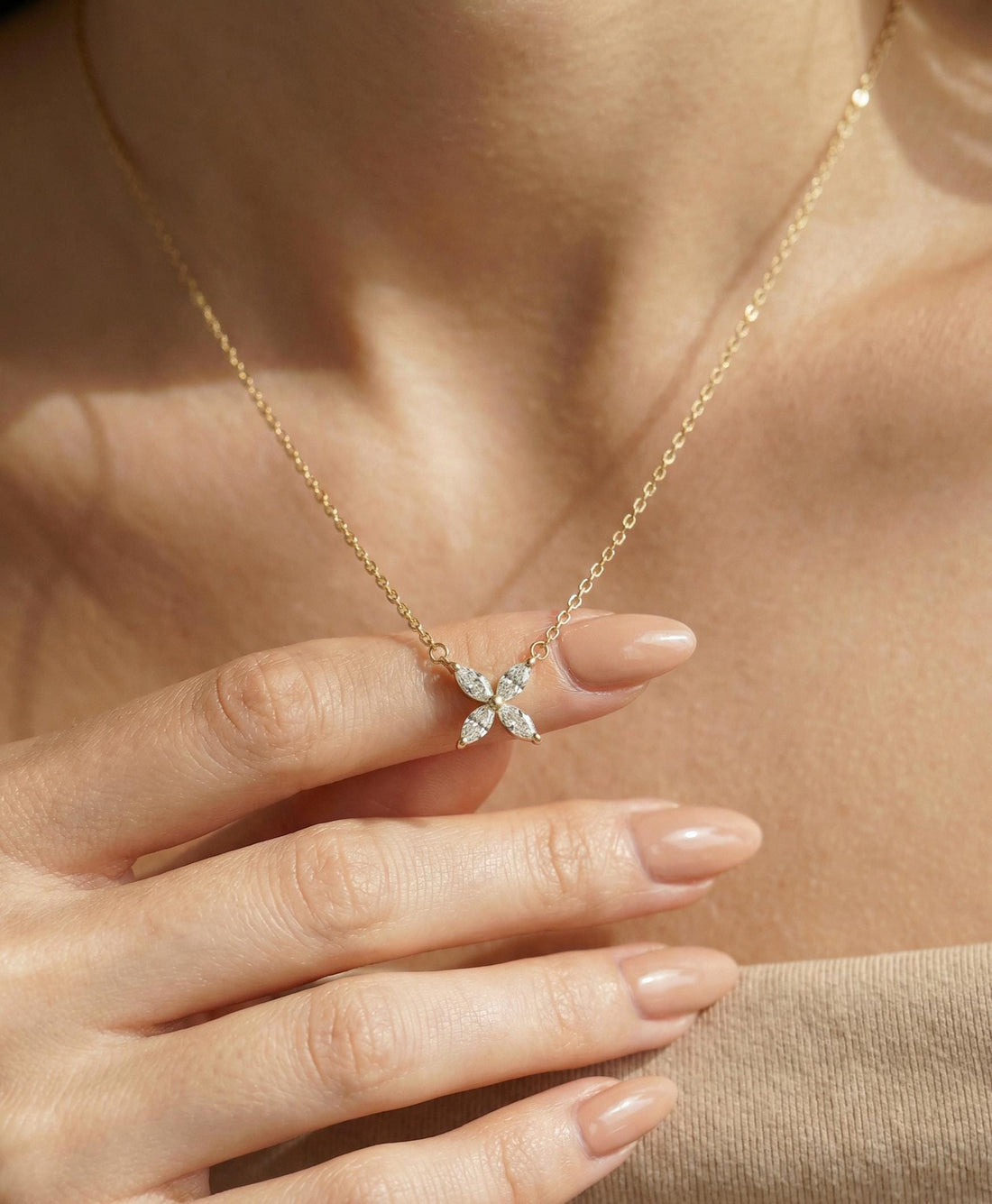 Bridesmaid Gift Moissanite Necklace, Marquise Flower Pendant, Dainty Silver Charm, Minimalist Bridal Party Jewelry, 4 Stone Starburst Choker