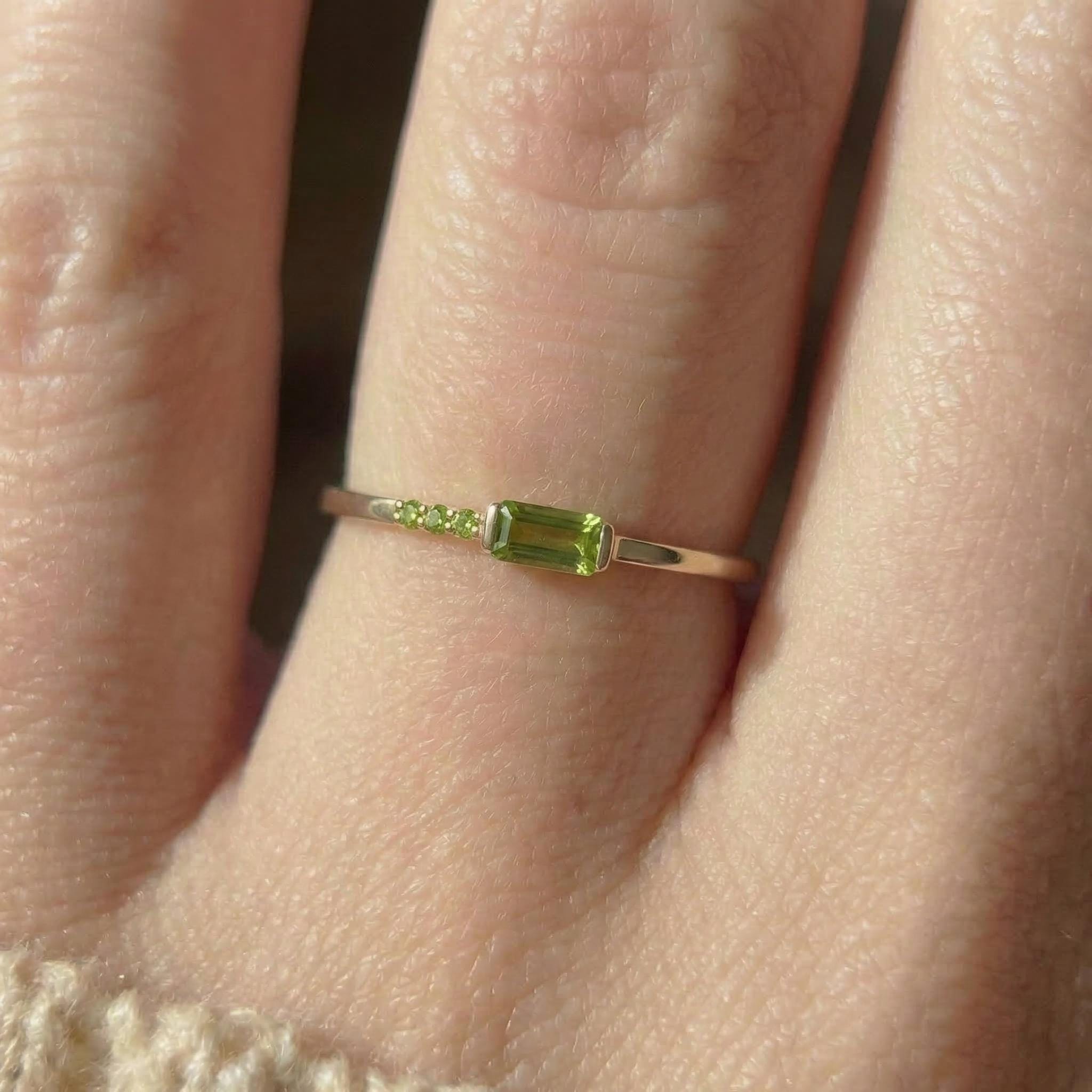 Dainty Baguette Peridot Ring | August Birthstone Minimalist Ring | Personalized Jewelry Gift for Mom or Wife