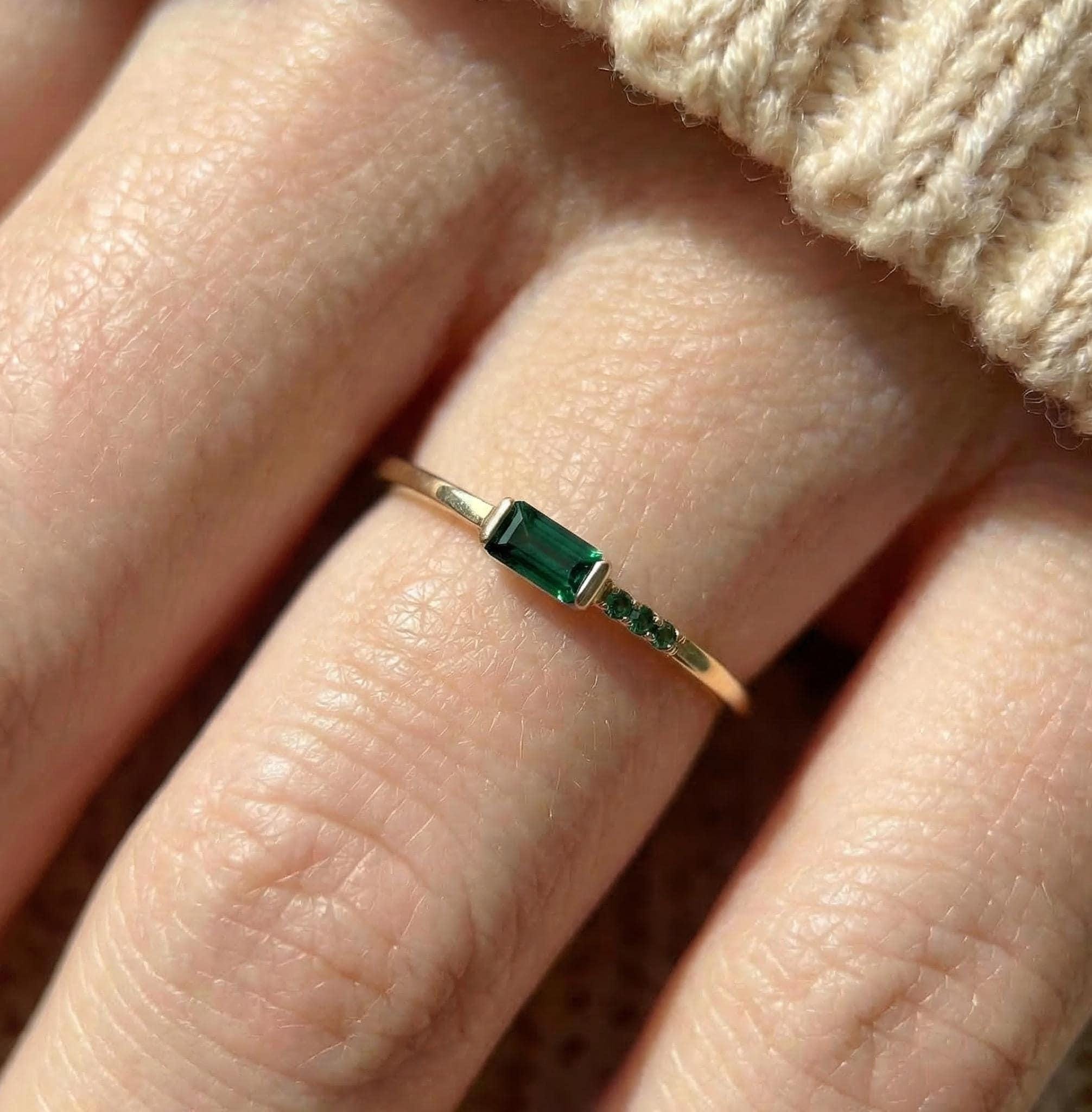 Baguette Green Sapphire Ring | Dainty Minimalist Stacking Band | September Birthstone Ring for Her
