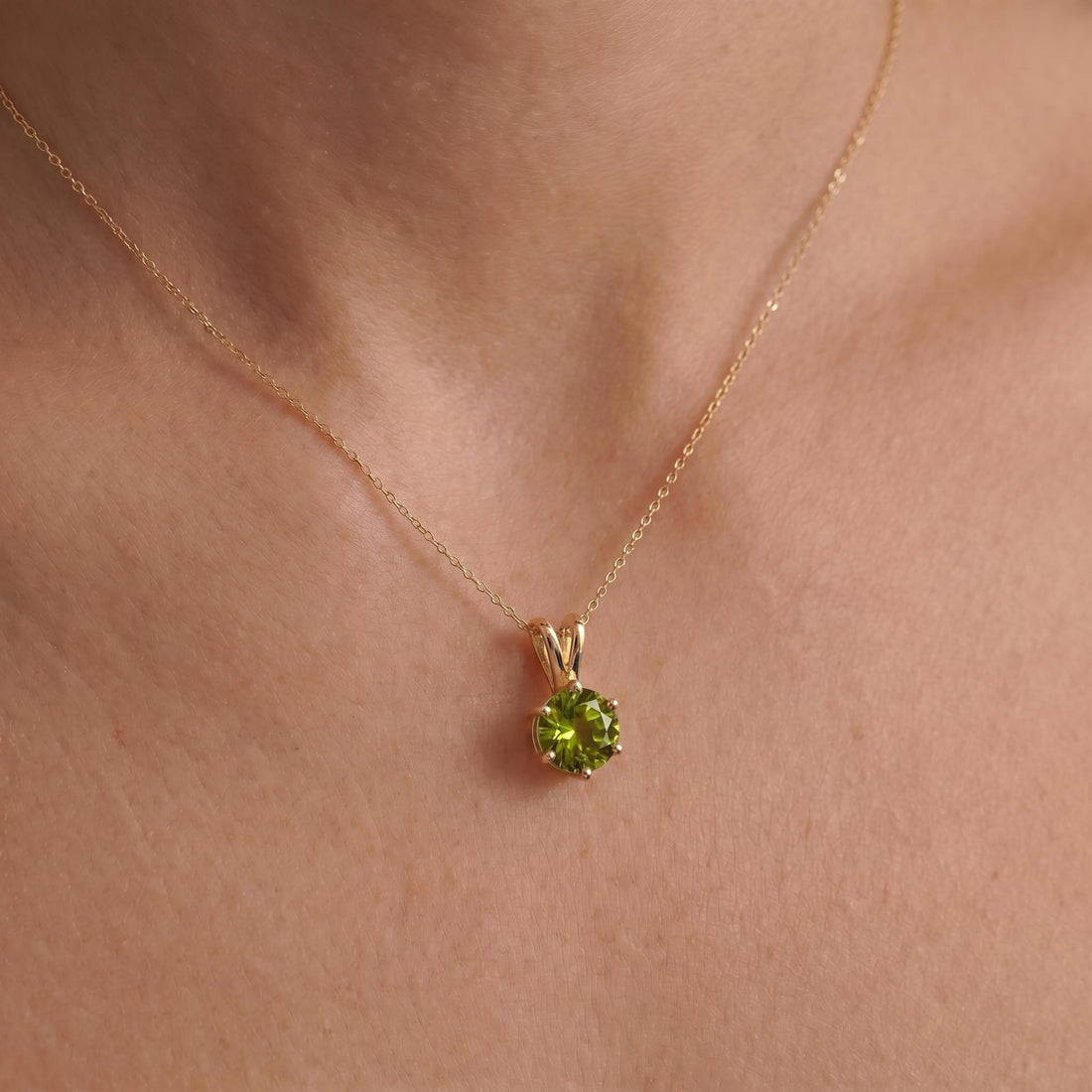 Peridot Necklace, August Birthstone Pendant, Green Gemstone Solitaire Necklace, Dainty Minimalist Jewelry Gift for Her