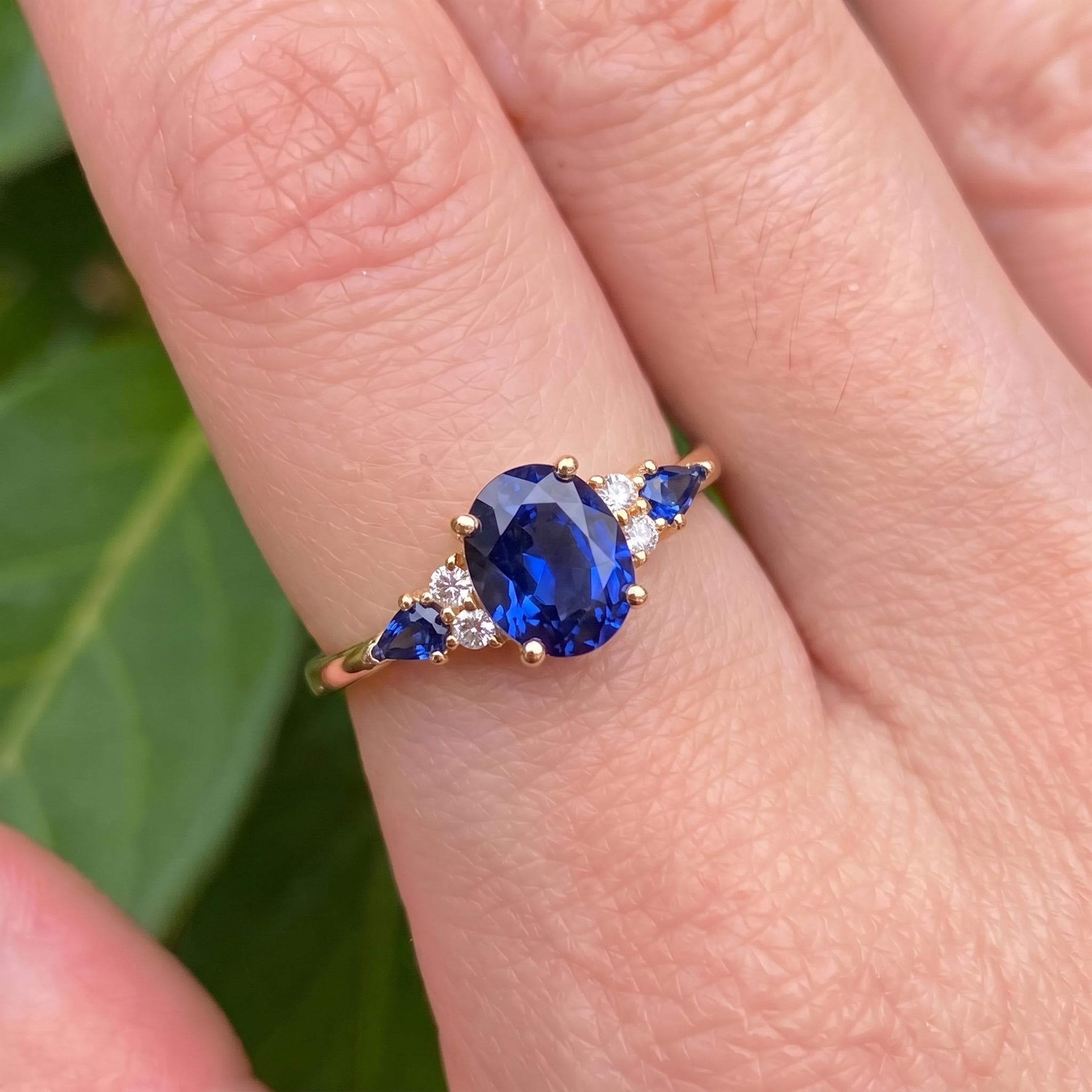 Oval Sapphire Ring for Women | Rose Gold Vintage Cluster Design | Blue Gemstone Anniversary Gift Jewelry