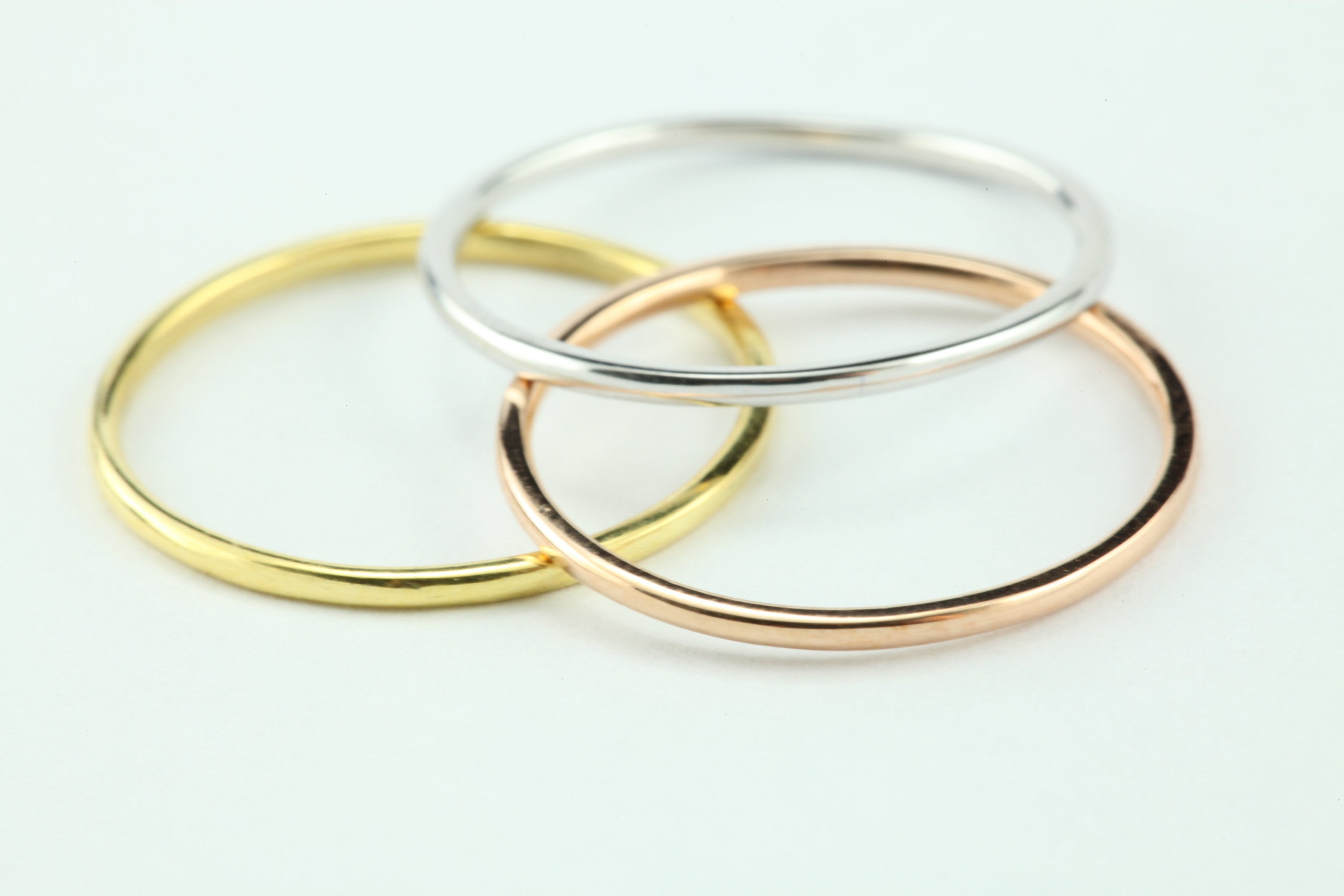 Women's Engagement Ring 14k Yellow Gold 7 Small Diamonds Sophisticated  Fresh | eBay