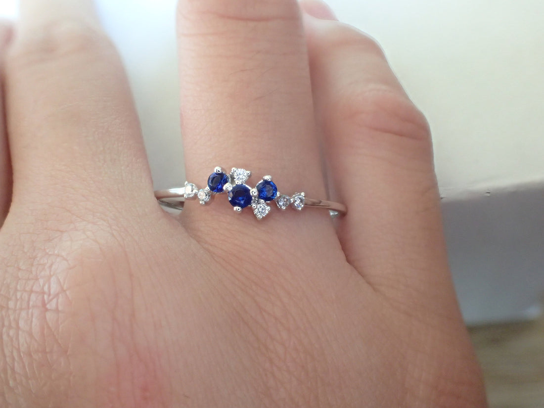 Cluster Sapphire Diamond Ring Diamond Cluster Wedding Band Gold Clustered Sapphire Ring Diamond Wedding Ring Engagement Ring Dainty Ring