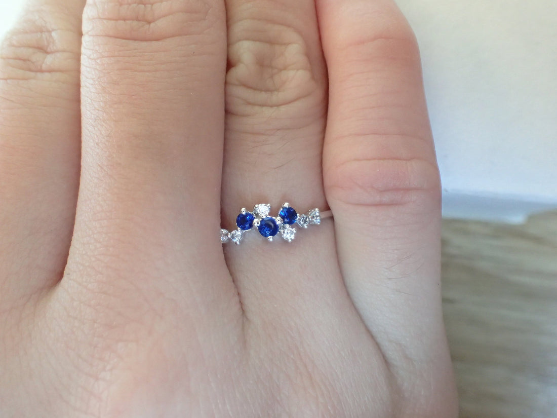 Cluster Sapphire Diamond Ring Diamond Cluster Wedding Band Gold Clustered Sapphire Ring Diamond Wedding Ring Engagement Ring Dainty Ring