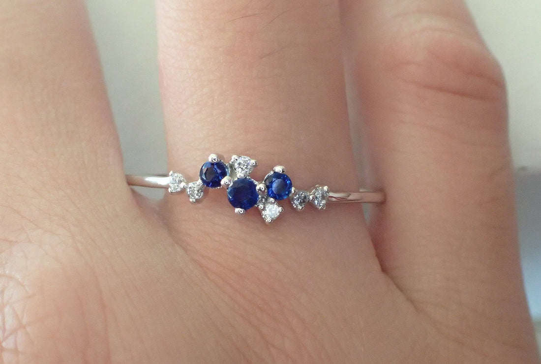 Cluster Sapphire Diamond Ring Diamond Cluster Wedding Band Gold Clustered Sapphire Ring Diamond Wedding Ring Engagement Ring Dainty Ring