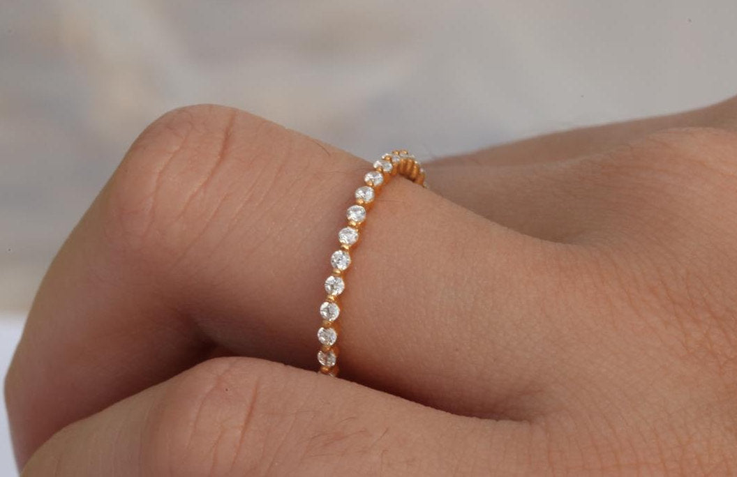 0.50ctw Single Prong Platinum Band, Full Eternity Band, Bubble Prong Ring, Stackable Diamond Band, 1.5mm Prong Set Band