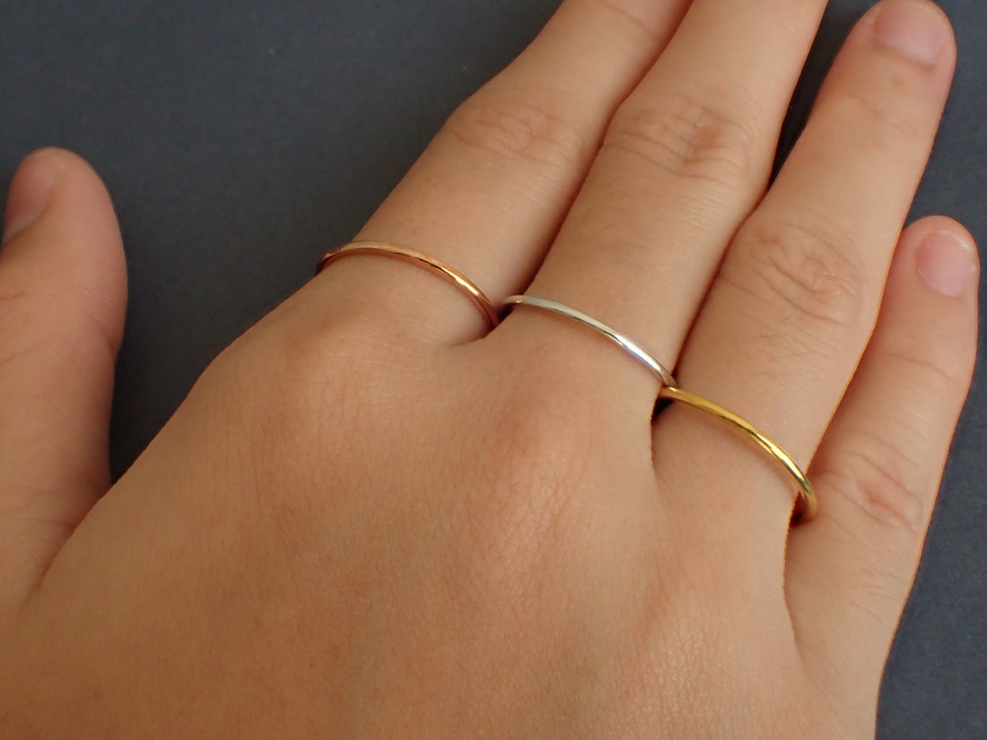 1 mm Gold Ring/ Dainty Solid Gold Thin Wedding Band/ Slim Stacking Ring/ Simple Gold Ring/ Solid Gold Ring, Midi Ring, Knuckle Ring 1mm