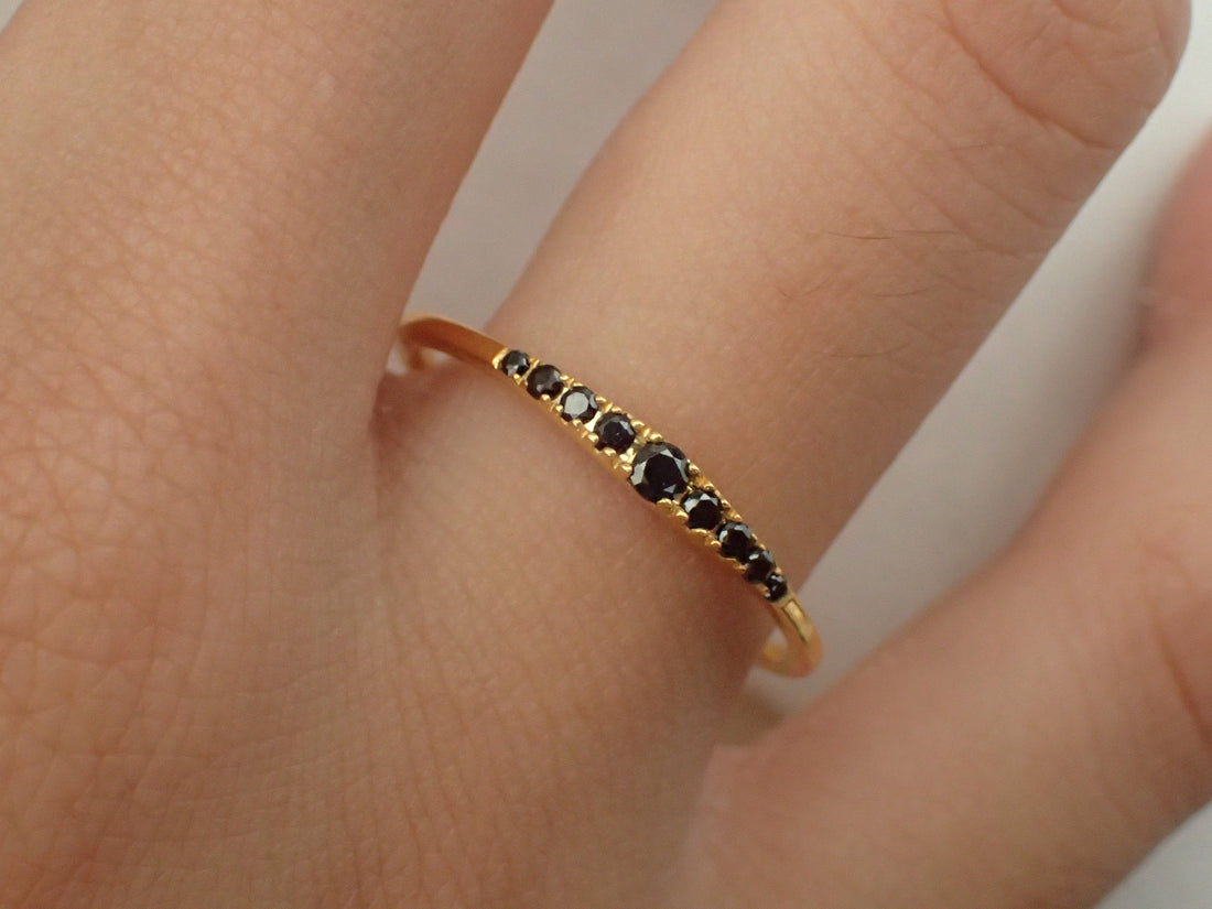 Platinum Black Diamond Ring/ Platinum Tapered Band Gift for Ladies/ Black Diamond Platinum PT950 Ring/ Also Available in 14k and 18k