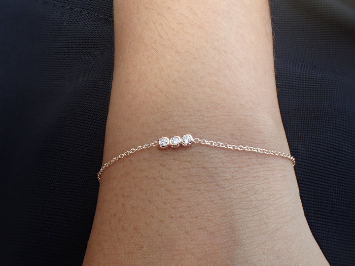 Trio Diamond Bracelet with Thin Chain, Bezel Setting in 14k Solid Gold, Delicate Diamond Bracelet