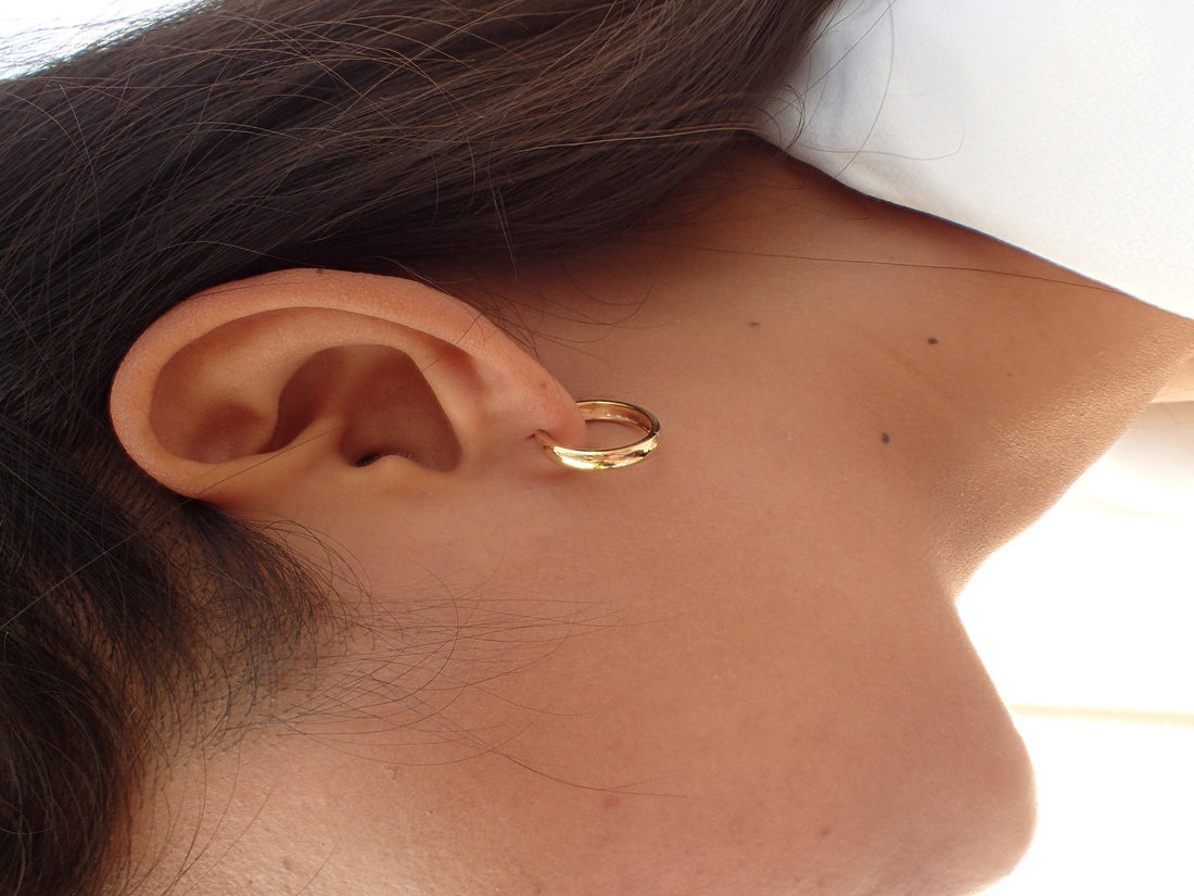 Hoop Earrings - Minimalist Hoop Earring for Women - 14k Solid Gold Thin Hoop Earring - No Stone Gold Earring