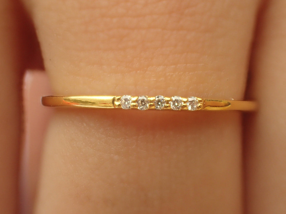 Delicate 5 Diamonds 5 Stone Band, Dainty Diamond Ring, Natural Diamond Band, 14k Five Stone Ring