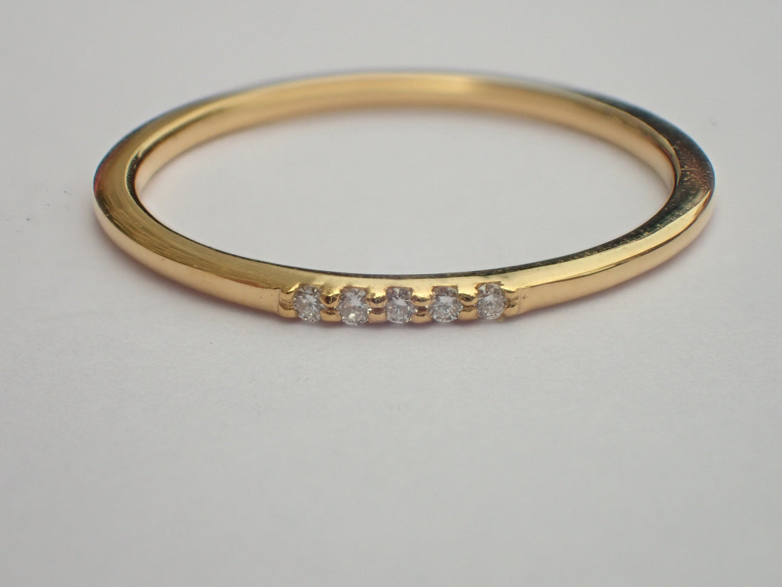 14k Yellow Gold 5 Stone Diamond Wedding Band / April Birthstone Ring / Thin Dainty Diamond Wedding Ring / Micro Pave Minimalist Ring