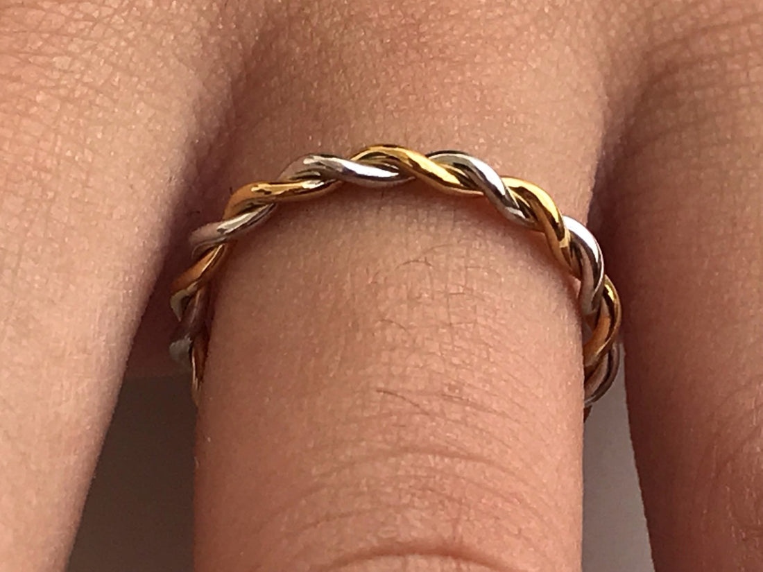 Twist Infinity Ring, 14k Solid Gold Two Tone Ring, 1.5mm Twisted Skinny Wedding Band, Thin Dainty Band, Rope Infinity Band