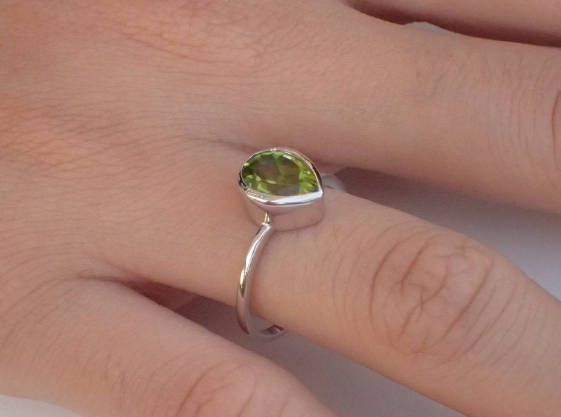 7x5mm Bezel Set Peridot Engagement Ring, 0.75ct Pear Cut Wedding Ring in 14k Solid Gold, Peridot Anniversary Ring