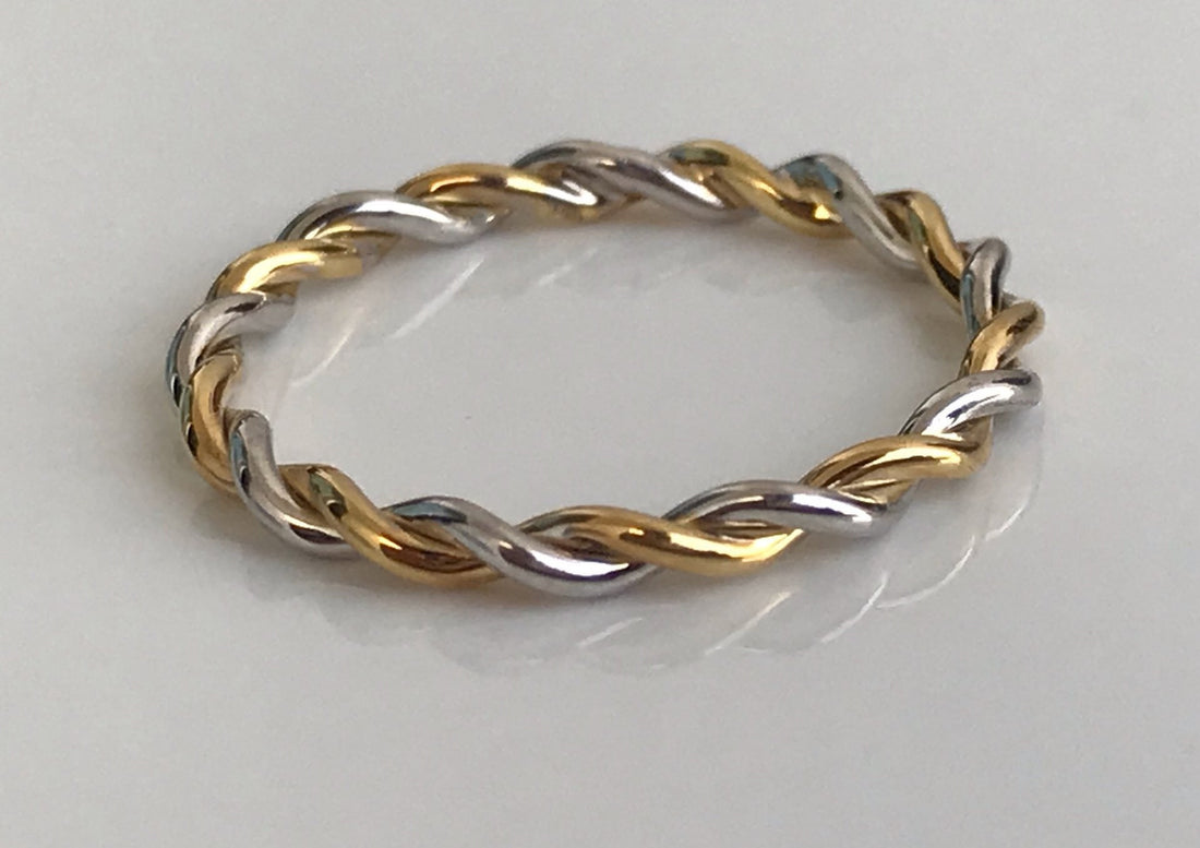 Twist Infinity Ring, 14k Solid Gold Two Tone Ring, 1.5mm Twisted Skinny Wedding Band, Thin Dainty Band, Rope Infinity Band