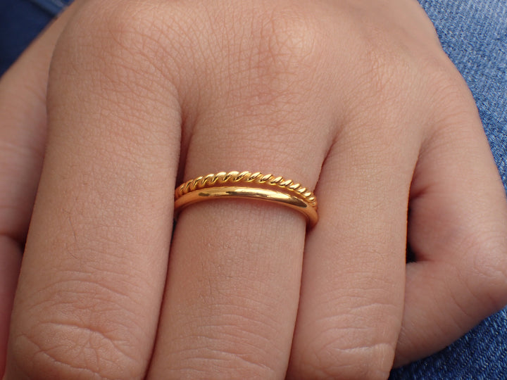 Twist Infinity Rings Set of 2, 14k Solid Gold Rope Rings, Thin Dainty Band, Simple Stacking Band, Delicate Twisted Band